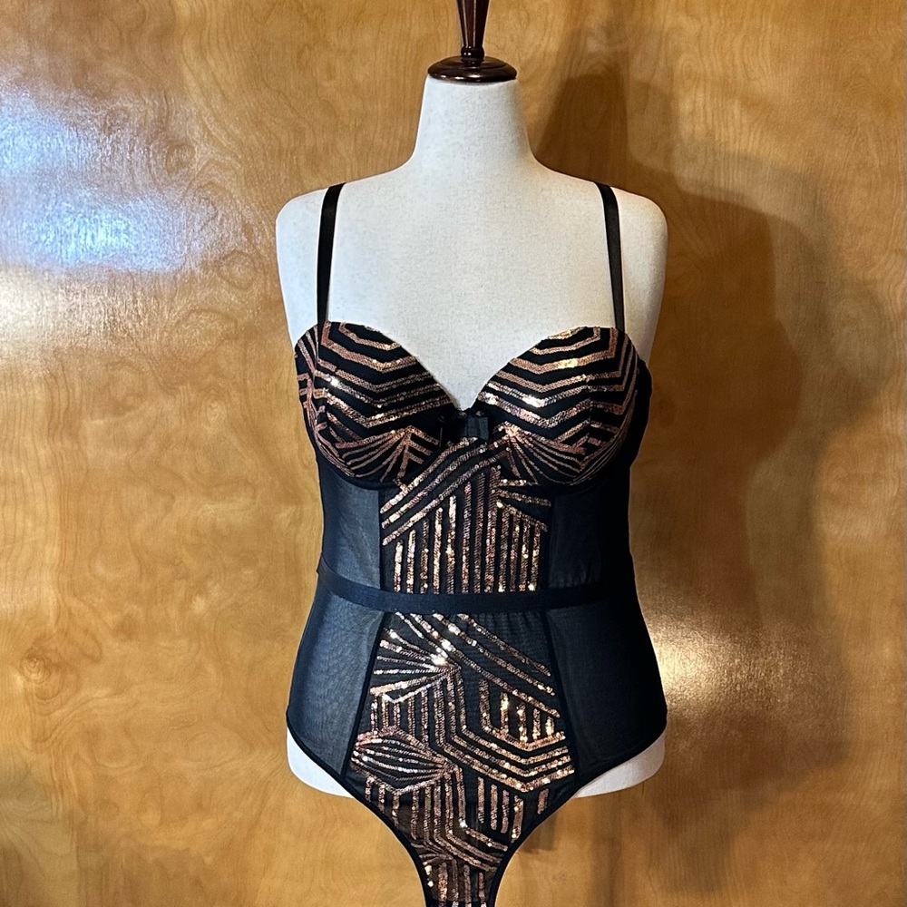Black and Gold Sequins Geometric Pattern Women's Bodysuit